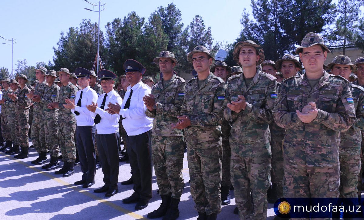 mudofaarasmiy's tweet photo. #UzArmy #celebration #MilitaryUnit #NewsDistricts #South #defense #mudofaa 

Established day of the military unit which located in Khayrabad garrison of the South-Western special military district, was celebrated. https://t.co/BbvFL0crjE