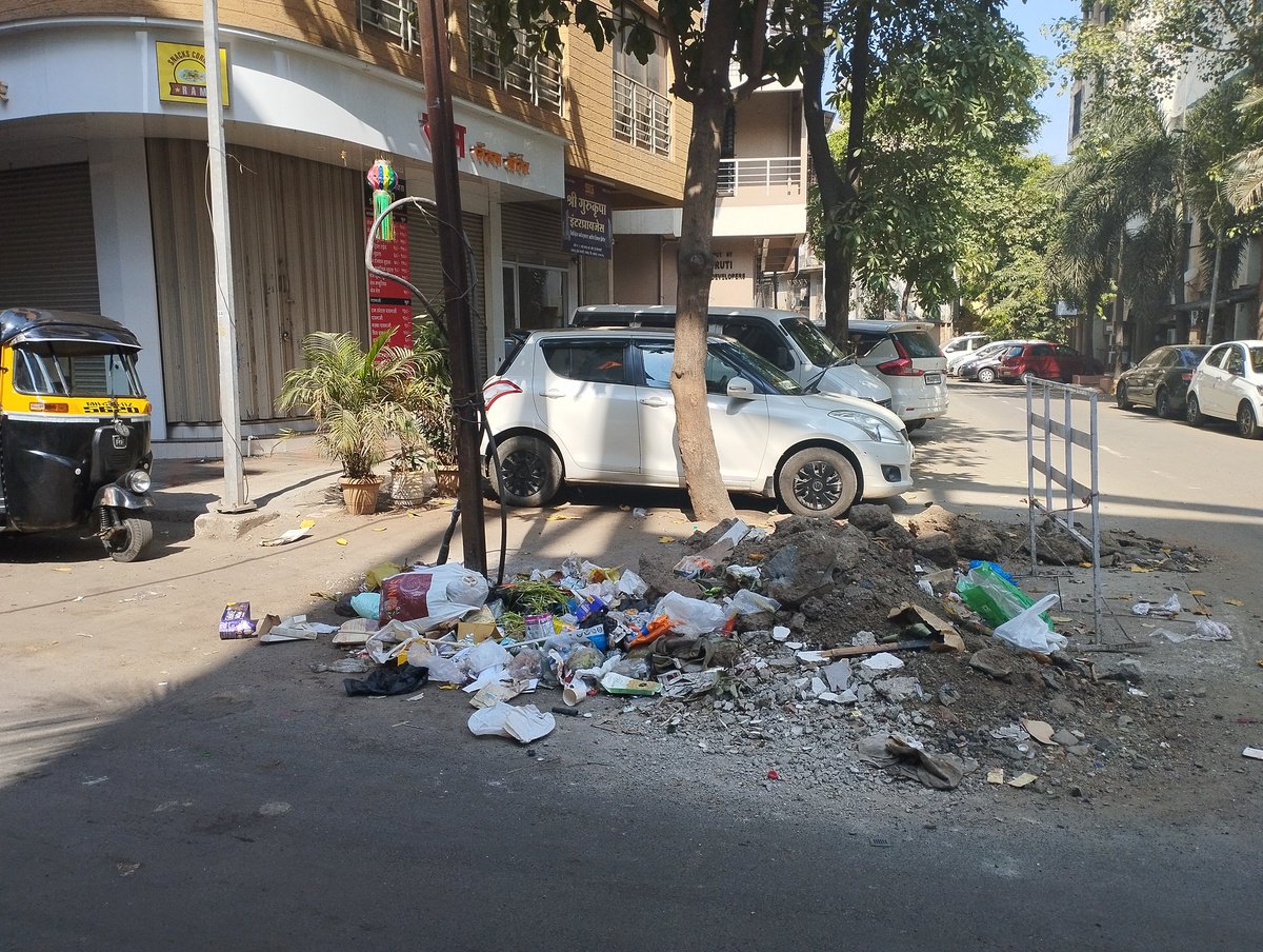 SaurabhDighe's tweet photo. @ruchita_londhe we are heading towards #smartpanvel is it true? 

We are creating beautiful gardens, jogging track, offices for that matter
But are we aiming to provide basic needs and right to cirizen? 

Action expected.

@narendramodi
@nitin_gadkari @SunilTatkare @mnsadhikrut https://t.co/KmKZF033Hf