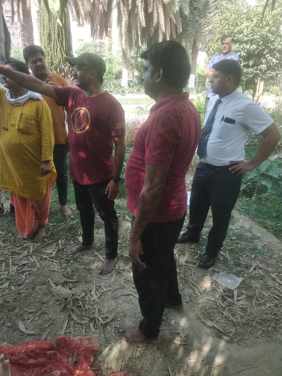 @Noidaauthority few residents have encroached on Noida Authority sealed land in the name of religion without taking approval under influence of builder to stop the demolition. Your intervention is required at plot no GH 02 sector 137, Logix blossom county. <a href="/dmgbnagar/">DM NOIDA Gautam Buddha Nagar</a> <a href="/CP_Noida/">CP Noida</a>