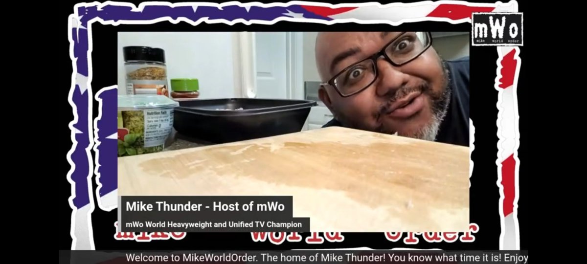 mWoMikeThunder's tweet photo. Caption This...

#MikeWorldOrder
#mealprep 
＃ｍWoChefMikeThunder https://t.co/cohoouSyJS