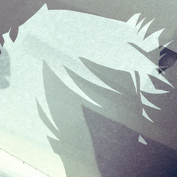 少しずつアナログ画材を処分しているのですが、墓リボ連載前に作った手描きの背景素材(トーン貼ってる)とおそらくエスケープ・シープ2話の見開きでロミオの髪に使ったトーンのあと。