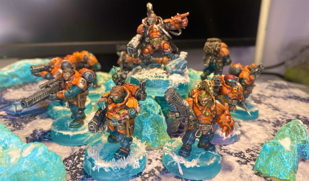 Votann Kahl and Hearthkyn completed!
Made some glacier scatter terrain to go with them for the vibe as well.
My entry for the Tales of Diverse Gamers challenge Month 1 #ToDG23 set up by @Stardust_X86