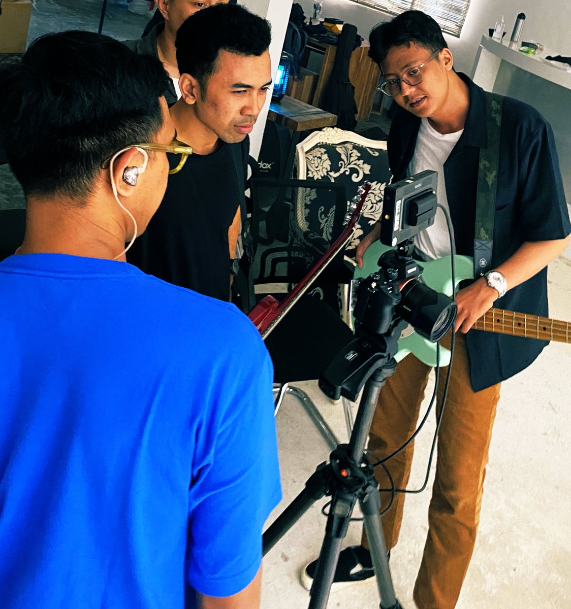 Something fresh from us coming in 19.05.23 👀👀👀 #SRTN #PopPunk #MV