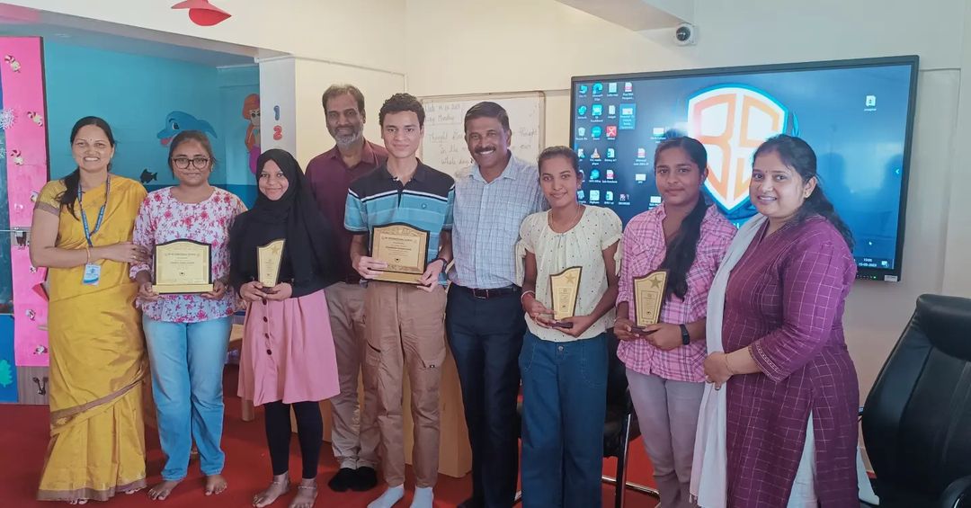 bsisblre's tweet photo. BSIS organised a felicitation programme to celebrate the outstanding performances of students in the #CBSE Class 10 #Examination. All students were presented with a token of appreciation for their outstanding performance in the examination

#BSInternationalSchool #ElectronicCity https://t.co/HJVIFNSAWs