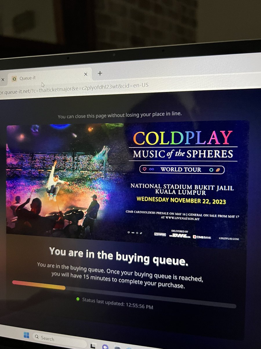 MNHuda43's tweet photo. Progress. Start from 10am until now. 😣
#COLDPLAYinKL https://t.co/zvFNFiEKrL