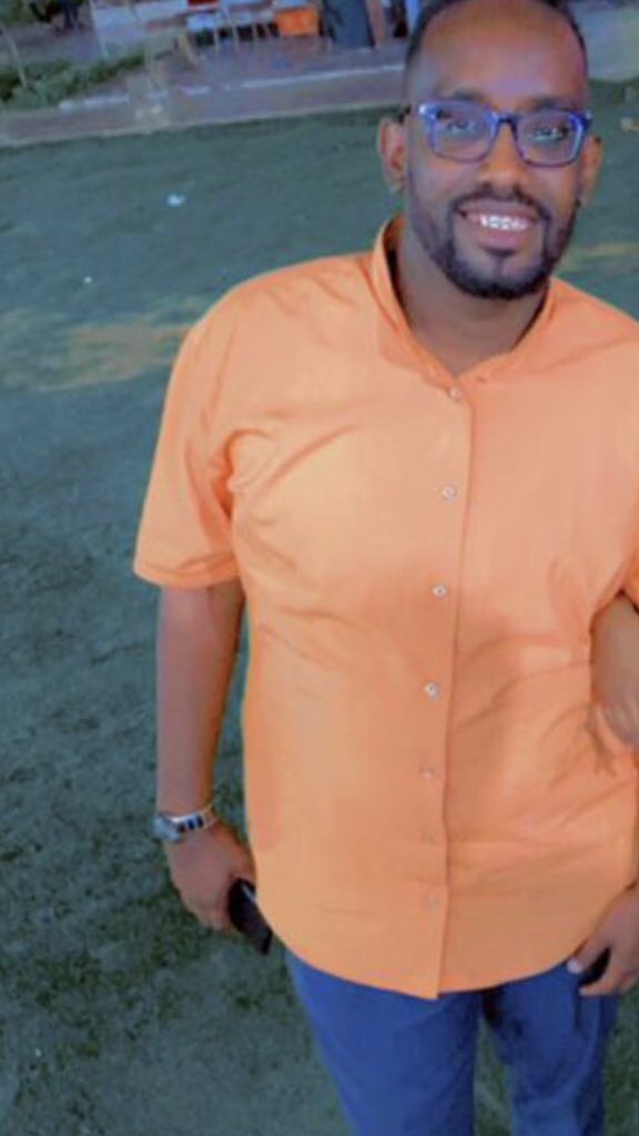 #مفقودي_السودان 
يا جامع يا رقيب 
 اخر مرة تم التواصل معاه يوم الثلاثاء قال لبعض الناس انه احتمال يتوجه من بري إلى شرق النيل عن اهله الاسم محمد الياس 
رقم للتواصل 0915689410