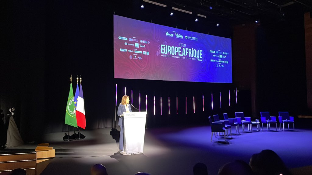 📣 Annonce en avant-première par <a href="/MartineVassal/">Martine Vassal</a> présidente de <a href="/AMPMetropole/">Métropole Aix-Marseille-Provence</a> du lancement d’une offre de #softlandingafrica pour faciliter l’implantation d’entreprises africaines sur notre beau territoire 🚀
#ForumEuropeAfrique <a href="/LaTribune/">La Tribune</a>