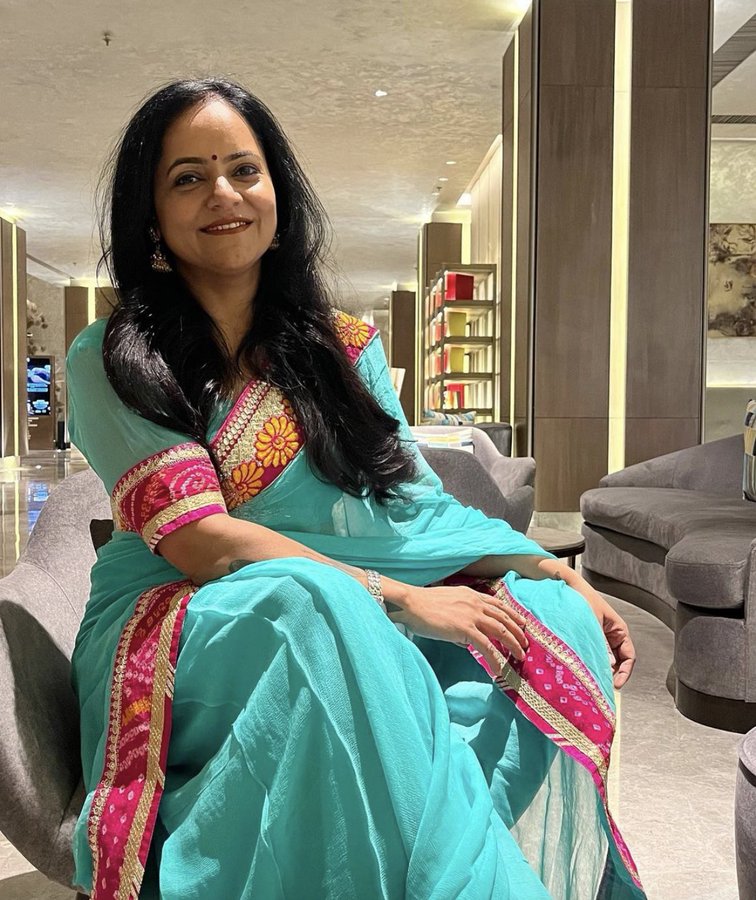 StanCAD_Int's tweet image. Hilda Bassey Effiong, @hildabacicooks showed the resilience of a true Nigerian. She cooked for #100hrs, breaking the prev world record 87h45m held by Indian chef Lata Tondon in 2019. We now await official confirmation from @GWR. We are proud of you Hilda 🤭😊😊 #ProudlyNigeria