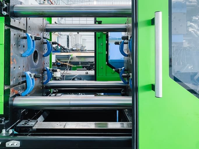 RAPIDDIRECT1's tweet image. Looking for a sustainable labeling solution? With in-mold labeling, you can eliminate the need for separate label applications, saving time and money in your manufacturing process
bit.ly/42Va4ya

#inmoldlabeling #productdurability #branding #innovation #manufacturing