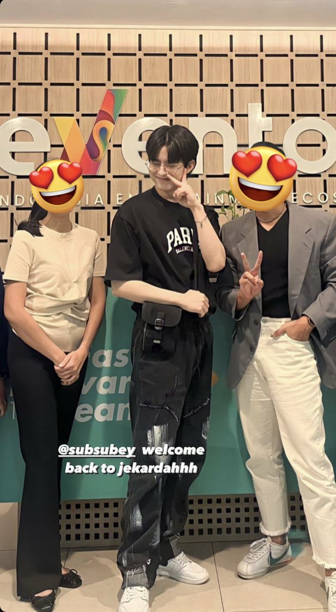 suberry9699's tweet photo. 애기 진짜 초대 받았나봐~~ 근데 뭔데??🤔🧐 https://t.co/tADhbDqkaD