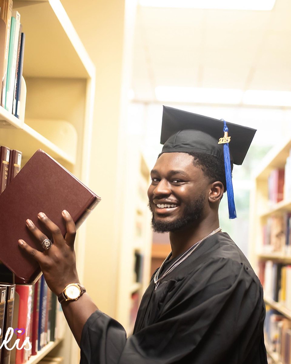 Charles Versea tweet media