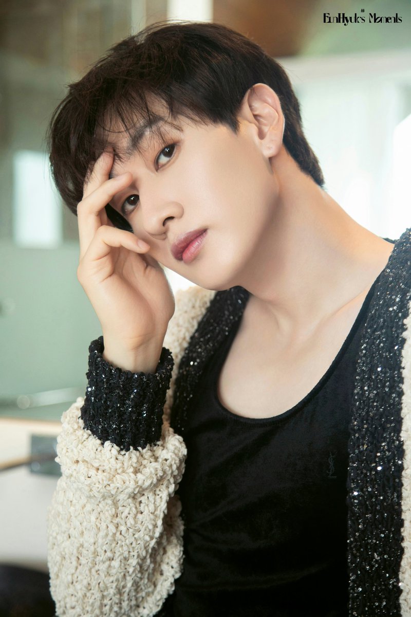 elf_hasu's tweet photo. 230516 #은혁 
https://t.co/vYPHBbThxc https://t.co/cgqYwXzRTn