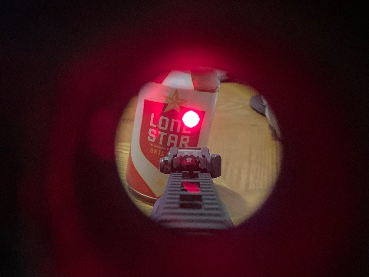 QiBarbacoa's tweet image. Killin Lone Stars is a Texan tradition @holosunoptics #2A #triggerdiscipline #AR15 @NaviGoBoom  @printingguns