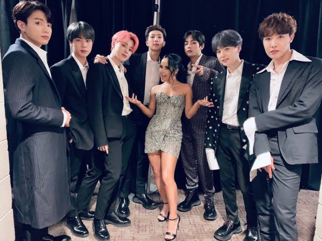 Kim_AdrySof's tweet photo. MUCHAS VECES LA PRENSA DA ASCO Y ARMY LO SABE SO #RespectBeckyG https://t.co/EB7fTvDWsS