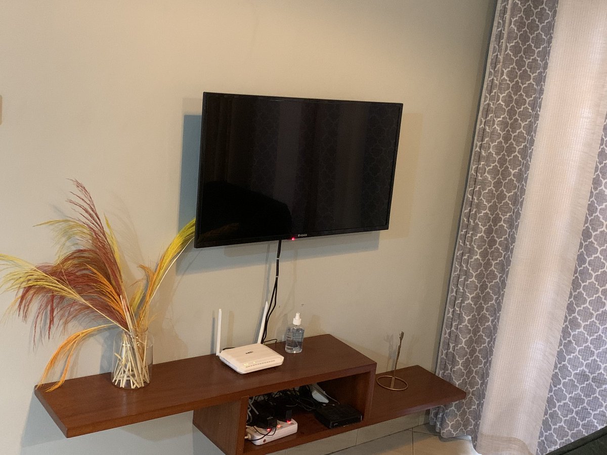 Khèdive🇺🇬🇷🇼 on Twitter "Want to experience a new environment?, This