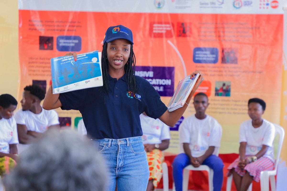 Empowering adolescents & young people with sexual & reproductive health knowledge is crucial to prevent #STIs, #earlypregnancies, and #gbv. 

Learn how one young mother regained her confidence through a youth center club. 

esaro.unfpa.org/en/news/puttin…

#SRHR #YouthEmpowerment