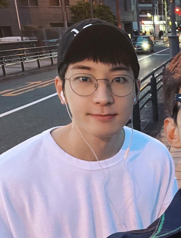 mingyusmedia's tweet photo. bread cheeks wonu 🤏🏼 https://t.co/4wuXofEkul