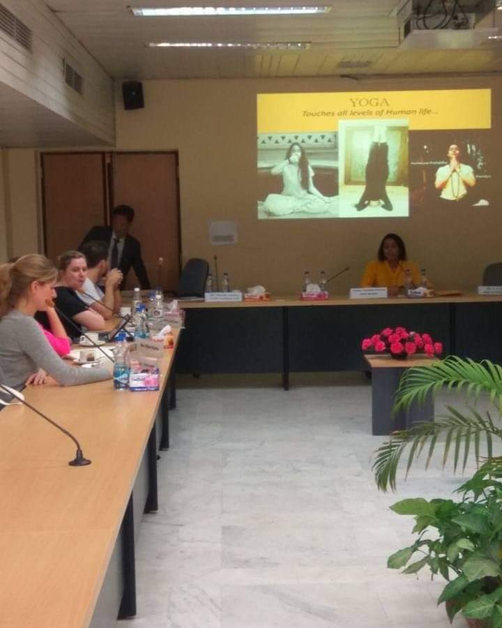 #ThrowbackTuesday 

2017 : When as a guest faculty at @SSIFS_MEA,Ministry of External Affairs, Government of India used to conduct sessions on #IndianCulture & #SoftDiplomacy for Indian & foreign diplomats. 

#जीवन_की_किताब_से #JourneyOfLife #ViralPost #IndianDiplomacy
