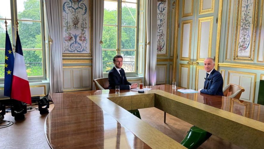 interslide's tweet image. 📢 D&apos;Impôts aux Retraites, en Passant par l&apos;Ukraine : Décryptage des Points Clés de l&apos;Interview 🗞️ du président Emmanuel Macron sur TF1 le 15 mai 2023.#MacronTF1 #Interview2023 🇫🇷💼