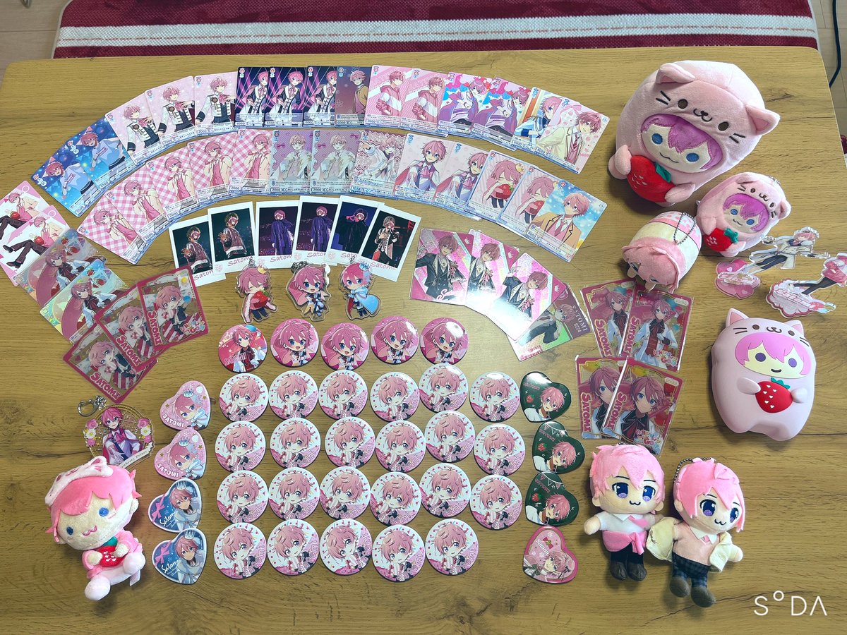Tomoc0801's tweet photo. さとみくん活動7周年おめでとう🩷
これからもずっと推していきます✨
初めて祭壇作りました😂✨
気に入ってくれると嬉しいです☺️

#さとみくん
#さとみくん活動7周年
#おめでとう https://t.co/owQPdIQ6v4