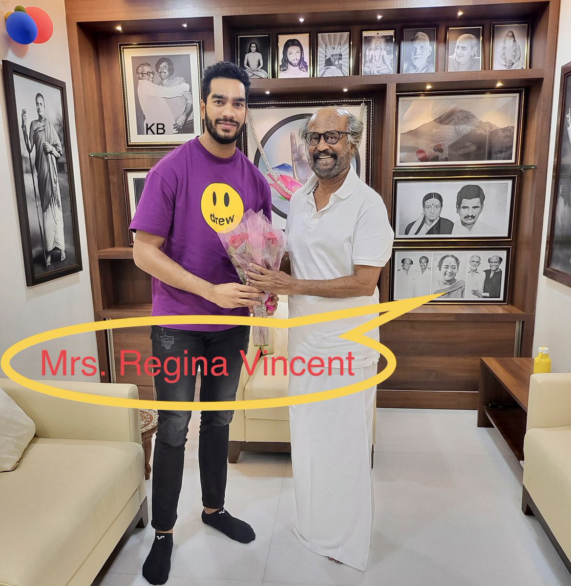 incredibala's tweet image. The lady I’ve marked is Mrs. Regina Vincent.

#DharmaYuddham shooting was taking place at her private residence.
It was 1979 &amp;amp; was a rough period for #Thalaivar.

The moment #SuperstarRajinikanth saw her, he felt an instant connection &amp;amp; started treating her as a mother. #Jailer