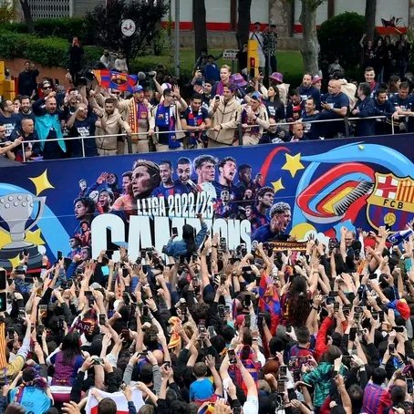 Roomwork5's tweet image. #NewProfilePic