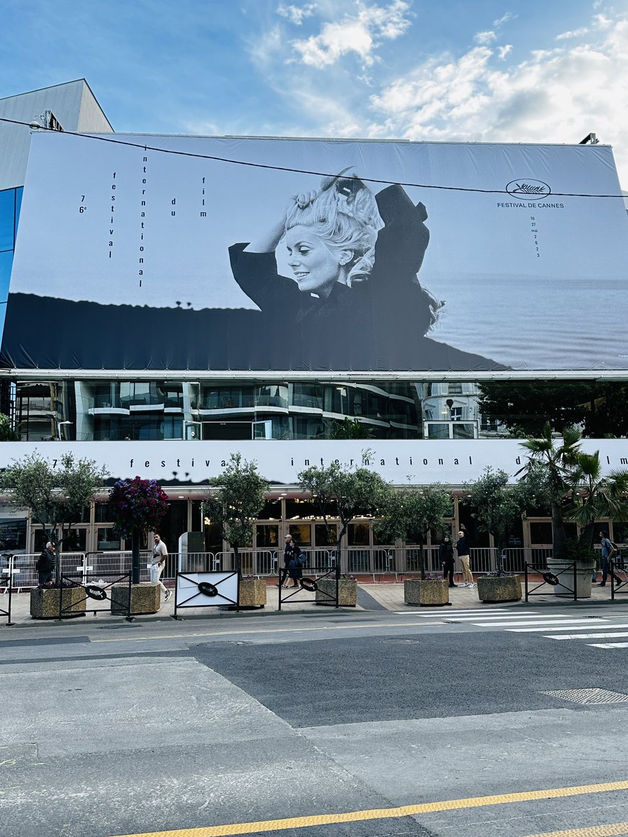 📍 Cannes 2023 
Honoured to be repping India 🇮🇳 and host the inaugural dinner for The Honourable Minister at the Cannes Film Festival. 
Excited to showcase my language for the Indian food with this menu . More on what’s cooking later 🫡 🇮🇳