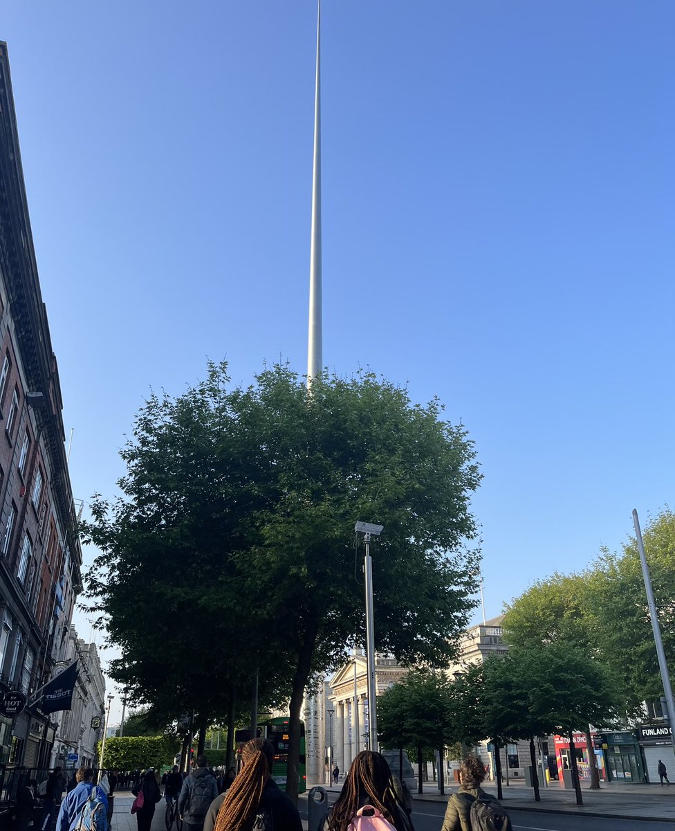 On the way to the @ERC_irl/@Education_Ire launch of the #PIRLS2021 and #NAMER results in @NGIreland. 

The data were gathered at a challenging time in Irish primary schools.  

No sign of clouds on the horizon in Dublin…