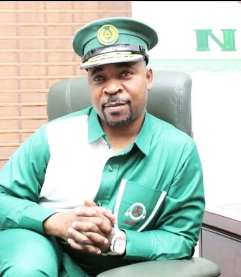 Nyesom Wike has contributed a lot in the Manipulation of Election result in favour of Bola Tinubu in Rivers State

MC Oluomo has contributed in causing violence to stop people performing their right peaceful in Lagos state.

These two men are  walking freely in the society 😭😭