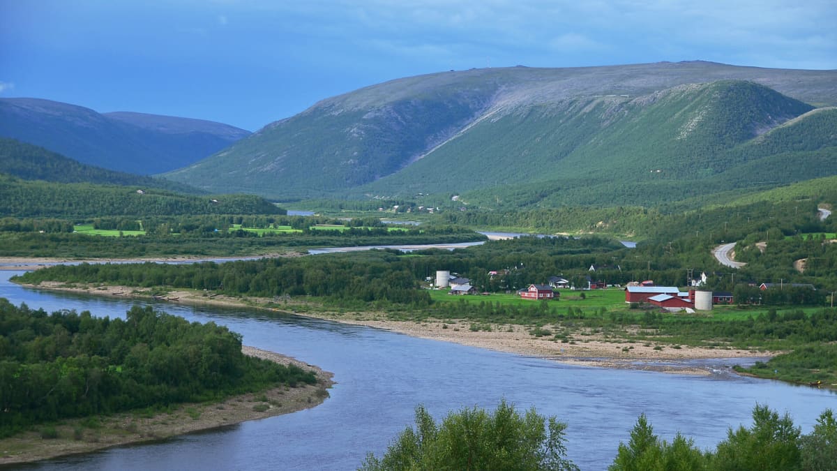 In northern Finland the nightless nights have begun. The sun will set next time in 28th of july.