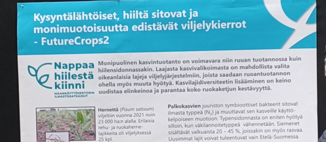 saripelt's tweet photo. Lisää ruokaproteiinikasveja viljelykiertoihin hiilen sidontaa ja monimuotoisuutta edistämään,   #FutureCrops2 @LukeFinland @ProAgria esillä #Hiilestäkiinni tilaisuudessa tänään. https://t.co/HgxWGkJxQp