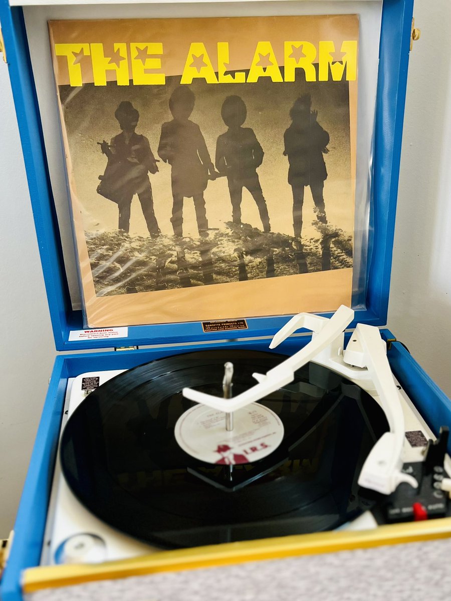 AGC_LONDON's tweet image. #NowPlaying at the Art Gallery #TheAlarm #Vinyl #Dansette