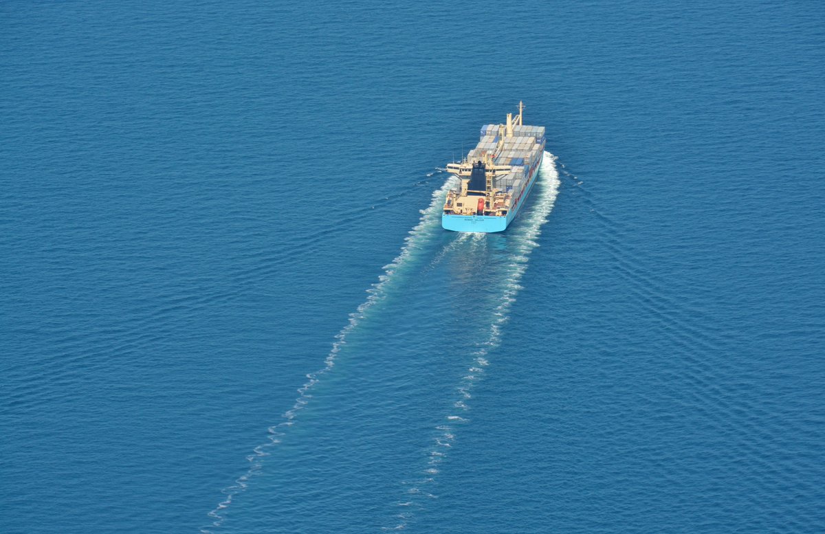 Miljøstyrelsen miljøgodkender i dag det første fuldskala PtX anlæg i DK. 32.000 tons e-metanol om året forventes anvendt som CO2 neutralt brændstof til Mærsks containerskibe og til at producere mere bæredygtig plastik til Lego og Novo Nordisk.  bit.ly/3Oc8UKq