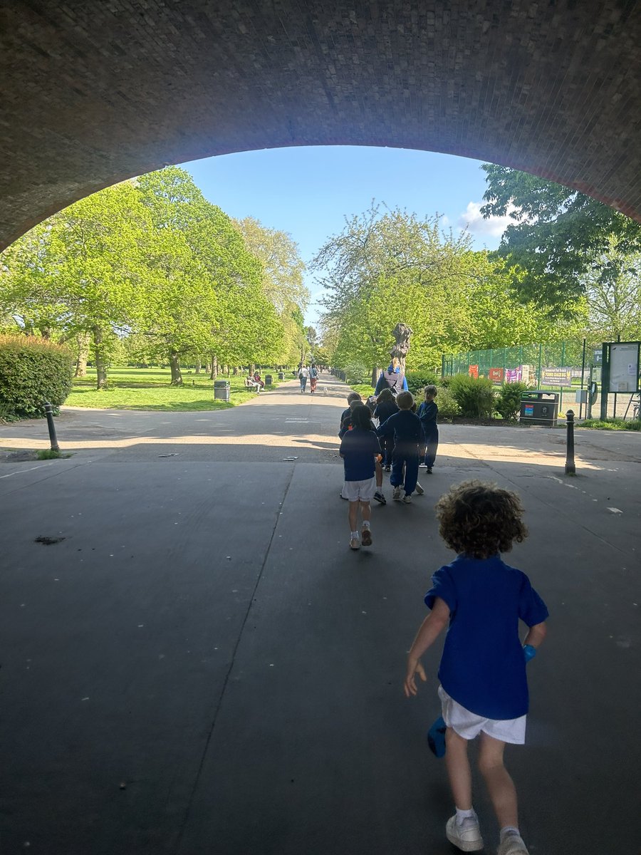 RPPS_Reception's tweet image. We couldn’t get out to the park fast enough for our Games session this morning! @RPPS_Sports