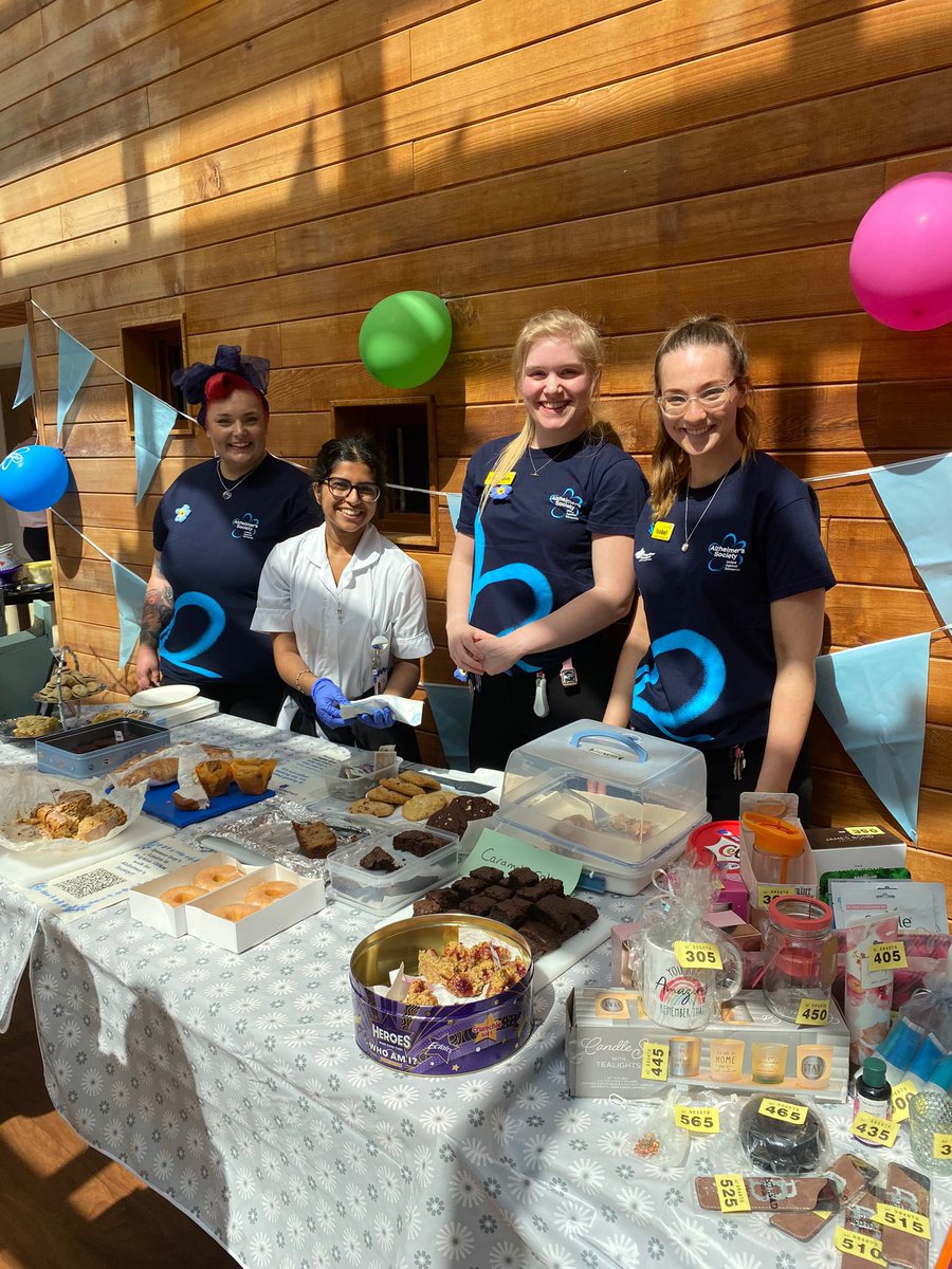 Hannah Rachel Louise tweet media