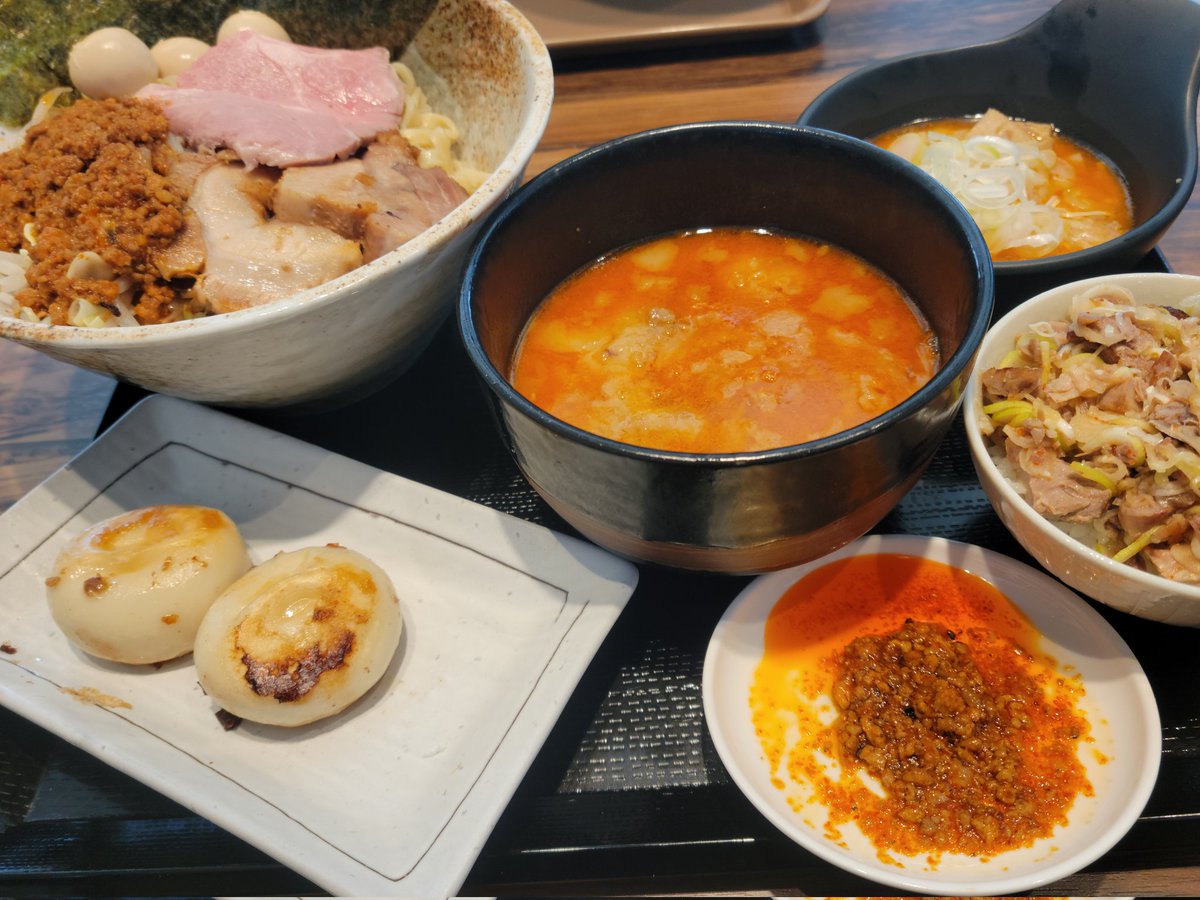 8Ken87's tweet photo. 我孫子に行ってしまったどんぶら来本日OPEN！
行ってきました！

#どんぶら来
#アビソンシュガーガーデン@donburako_ramen https://t.co/5vujeyyGFm
