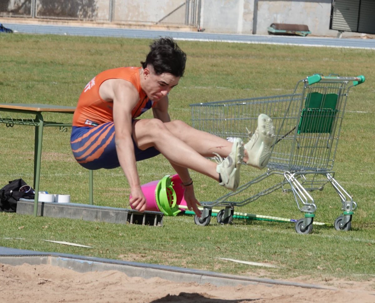 catorrent1985's tweet photo. Este fin de semana se disputó en Denia el campeonato autonómico absoluto por clubes. Nuestros chicos obtuvieron un segundo puesto mientras q las chicas quedaron quintas. https://t.co/lUDfBD7Oi3