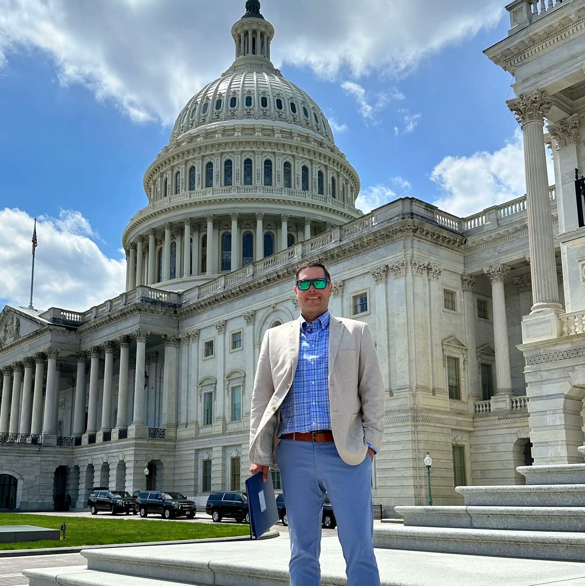 Articulate_Fly's tweet photo. The Chocklett Factory with Blane Chocklett
Capitol Hill recap and new product announcements! Give it a listen!
#gamechangerfly #flyfishing #seewhatsoutthere #builtforthewild #failureisnotanoption https://t.co/QPo9YYUFcS
@SciAnglers @TFORods @loonoutdoors @ASGAssociation https://t.co/OJyyFfDf6b