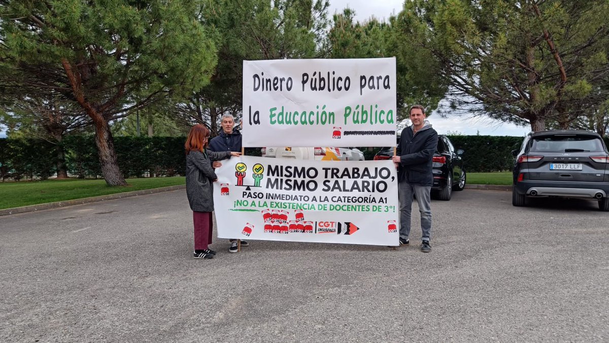🔴⚫
📣Felipe Faci:"Estáis equivocados"
😳 Frente a nuestras demandas de financiación digna ha contestado con un,"estáis equivocados,los centros han recibido menos fondos para FP porque otros años por cuestiones extraordinarios han recibido más dinero del que les correspondía".