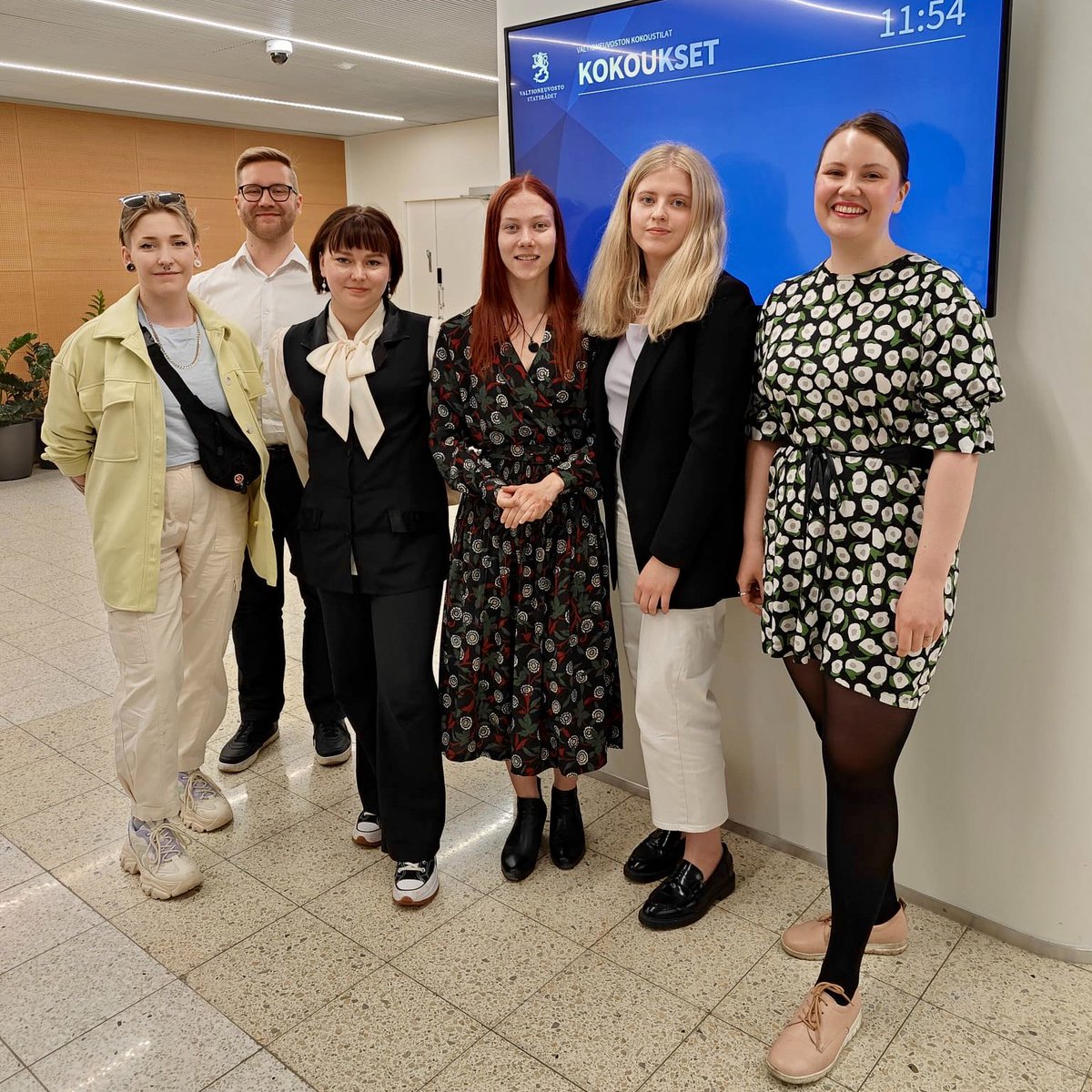 Hieno päivä: opiskelijat kutsuttiin Osaava Suomi -reformipöydän kuultavaksi. 💎

Puheenjohtajamme <a href="/ellasiltanen/">Ella Siltanen</a> puhui lukioiden rahoitusvajeesta, oppimisen tuen uudistuksesta ja nuorten hyvinvoinnista.

Lue puheenvuoro täältä: lukio.fi/lukiolaiset-ku…

#hallitusneuvottelut