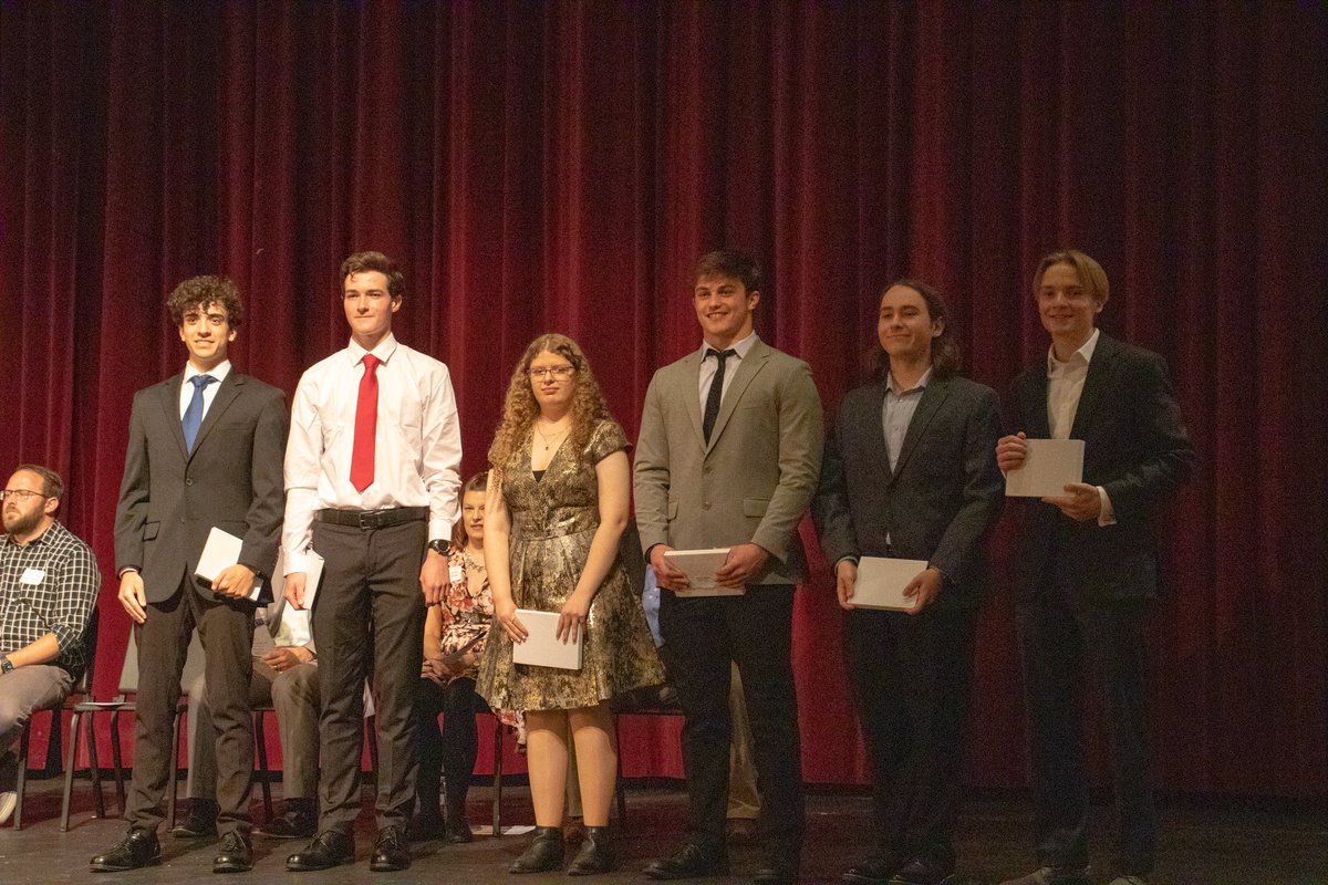 Congrats Alex, Jers, Katherine, Teddy, Nick, and Logan, recipients of the Excellence in Engineering Award.