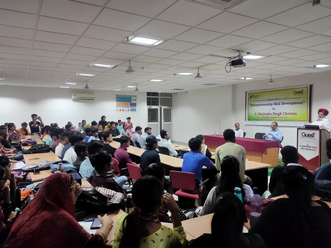 QuestMohali's tweet photo. From the mindset of contribution and innovation to the essential skills of critical thinking, risk-taking, and leadership, students gained valuable knowledge to fuel their entrepreneurial journey.
#EntrepreneurialPotential
#QuestGroup
#EnlighteningSession
#CheemaBoilersLtd https://t.co/AOt8mlh2E1