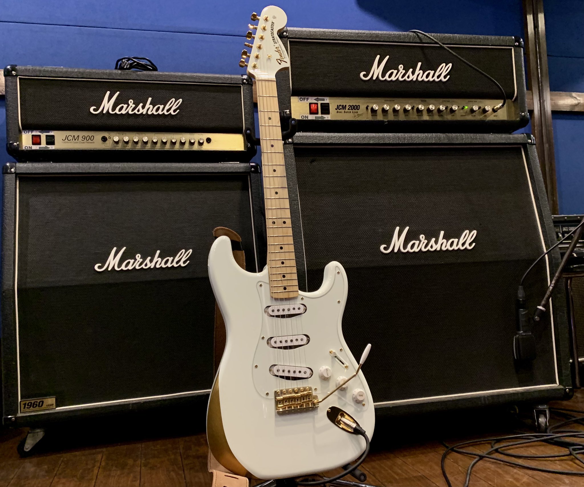 kanata_Guitarist on Twitter "pinompo5656 アルダーの重いギターがこちらw https//t.co