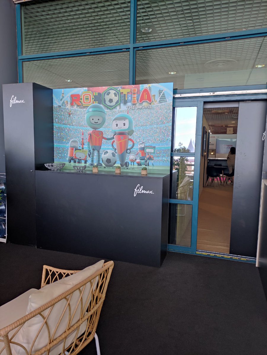 dibulitoon's tweet image. #Robotia en @mdf_cannes en el stand de @filmax ! 

@malabar @paycom_cinema