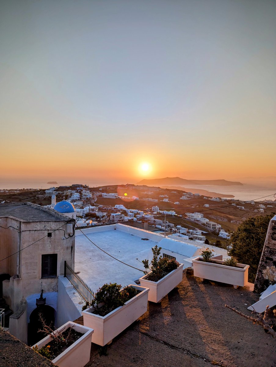 painkillaah's tweet photo. Look at this
#Greece #vacation #francoscafe #sunset #sunsetbangers https://t.co/U1rjxA2Se5
