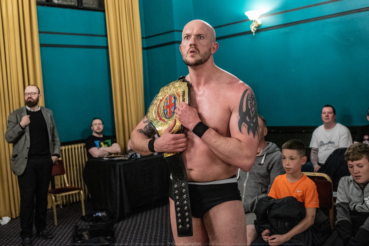 FutureShockWres's tweet photo. In the main event of #FSWDangerZone @ThatDamnBailey proved that he had FutureShock Champion @DamonLeigh's number.
Is he on the verge of becoming a two-time champ? https://t.co/Nr4Ei0uCOy