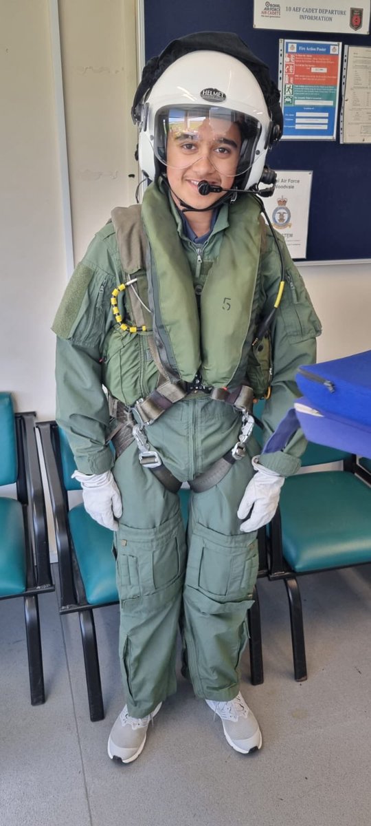 Kirkham Grammar School RAF tweet media