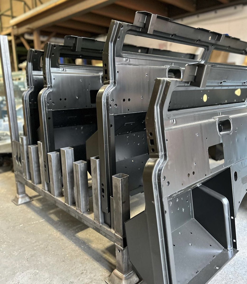 _ddsmetal's tweet image. We have recently completed our first batch of premium bulkheads. 

This has been a huge task, taking over 3 years and spending in excess of £250k to ensure that they are the best on the market.

#LandRover #innovation #builtnotbought #manufacturer #carparts #restoration