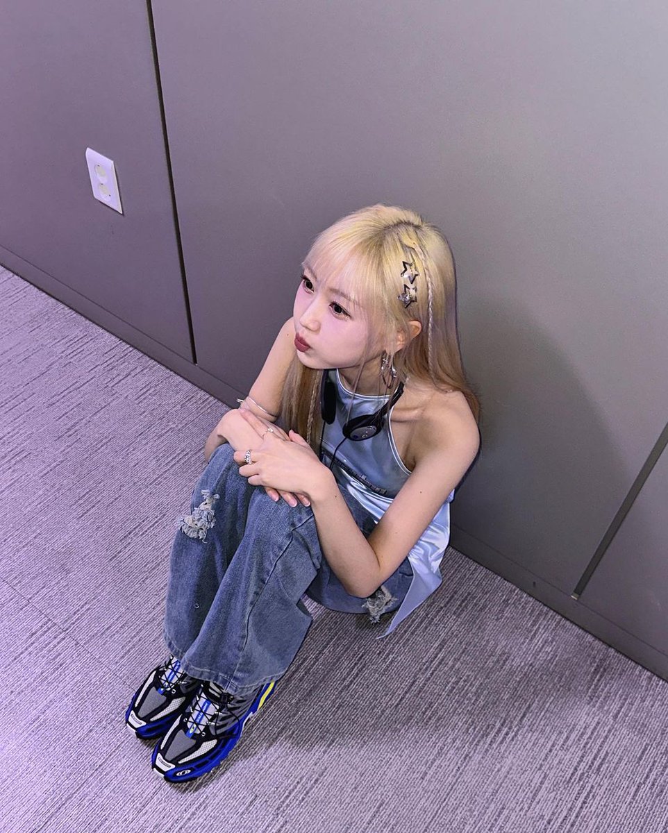 sujeotg's tweet photo. ㅤㅤ
ㅤThe last photo for the last promotion on the music show. See you soon, hope we can talk more next time. 🩵🩵🩵
ㅤㅤ https://t.co/akyVUoQ6od
