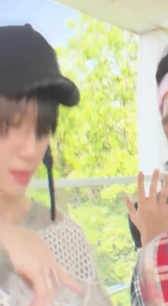 aiboydangdut's tweet photo. ini yoonbin mirip yg leadernya x1 itu loh siapa namanya aku lupa😭😭 https://t.co/OPVy3u5Qiy